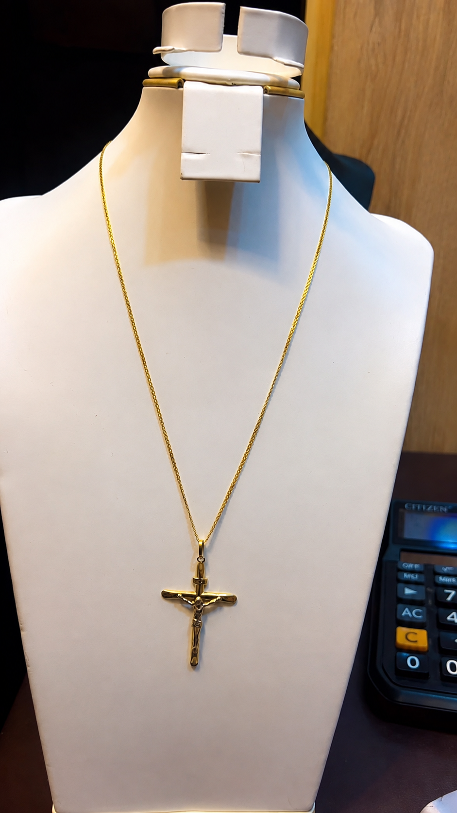 Necklace and Pendant 